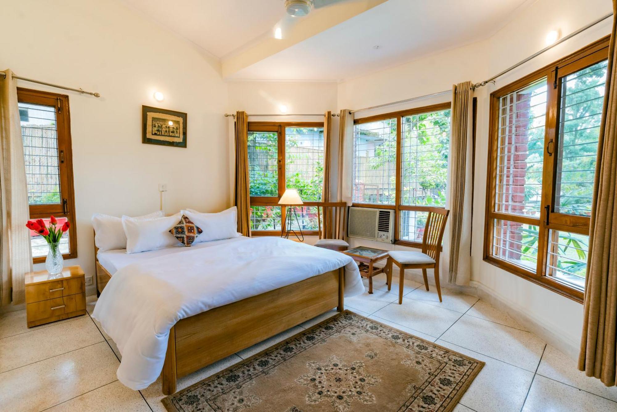Saffronstays Doon Garden Villa - Near Doon School And Mall Road デヘラードゥーン エクステリア 写真