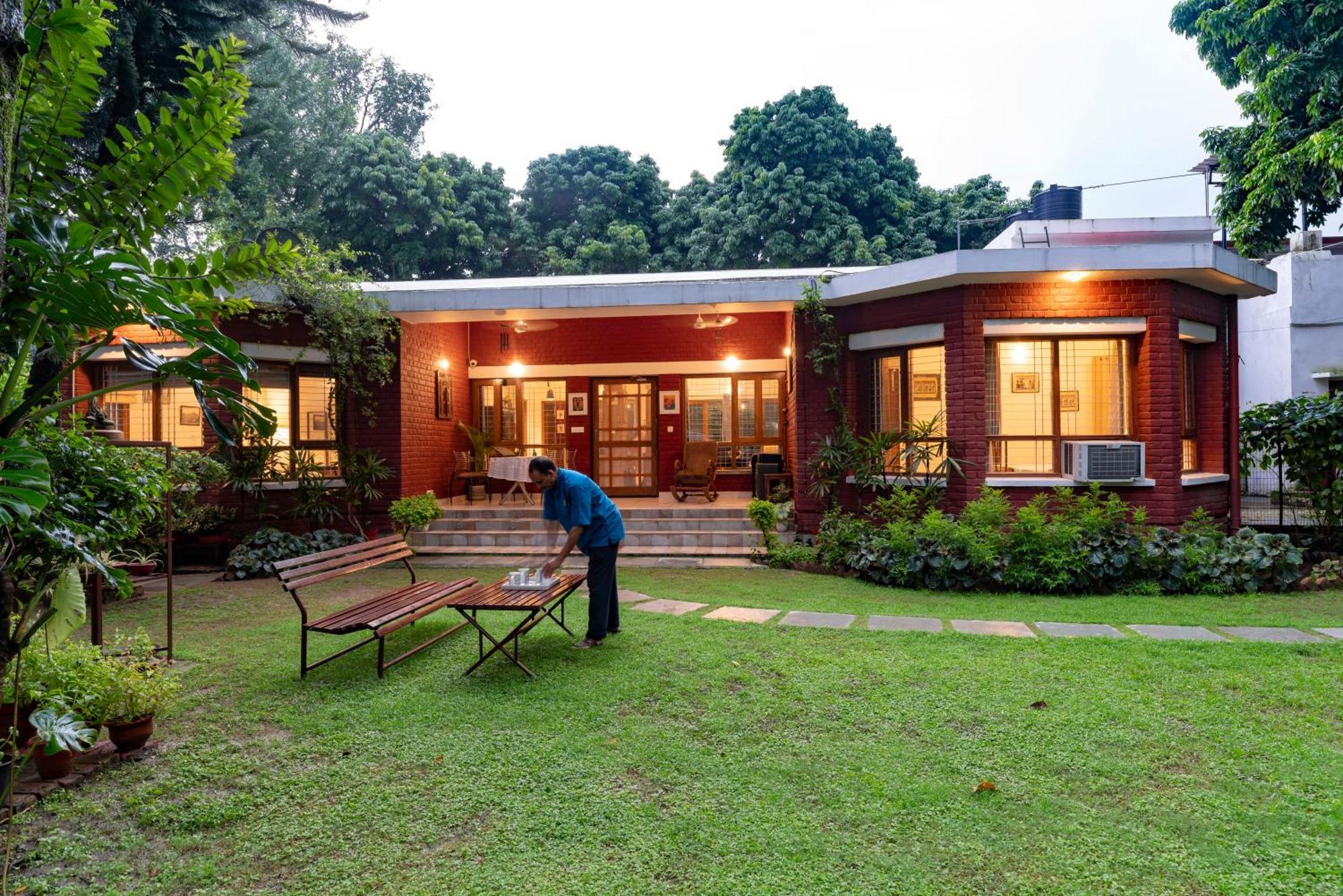 Saffronstays Doon Garden Villa - Near Doon School And Mall Road デヘラードゥーン エクステリア 写真