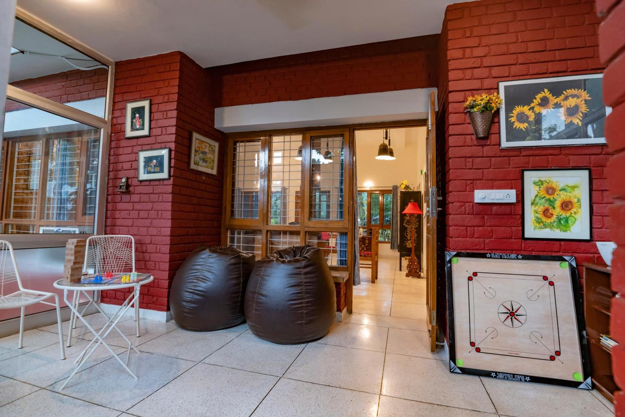 Saffronstays Doon Garden Villa - Near Doon School And Mall Road デヘラードゥーン エクステリア 写真