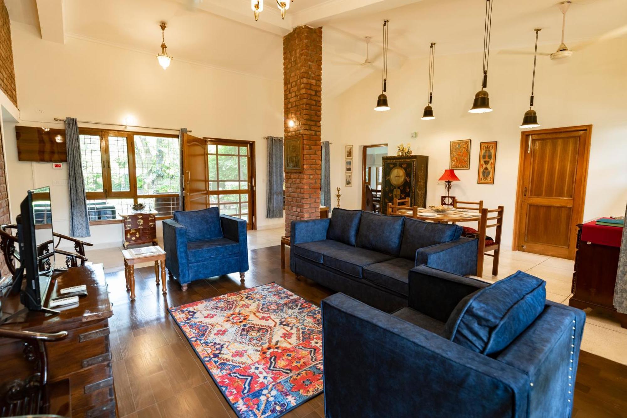 Saffronstays Doon Garden Villa - Near Doon School And Mall Road デヘラードゥーン エクステリア 写真
