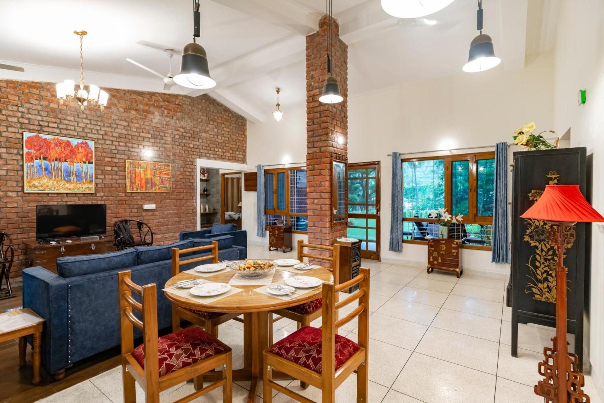 Saffronstays Doon Garden Villa - Near Doon School And Mall Road デヘラードゥーン エクステリア 写真